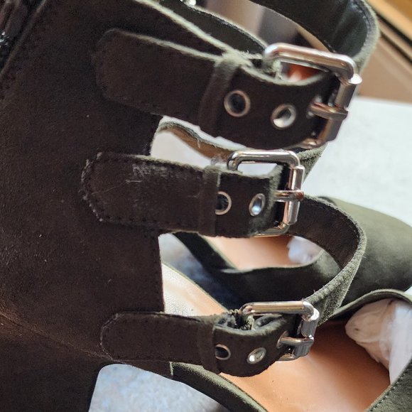 Indigo RD. Green Faux Suede Back Zip Buckle Ankle Three Strap Block Heels 5.5M - Picture 15 of 16